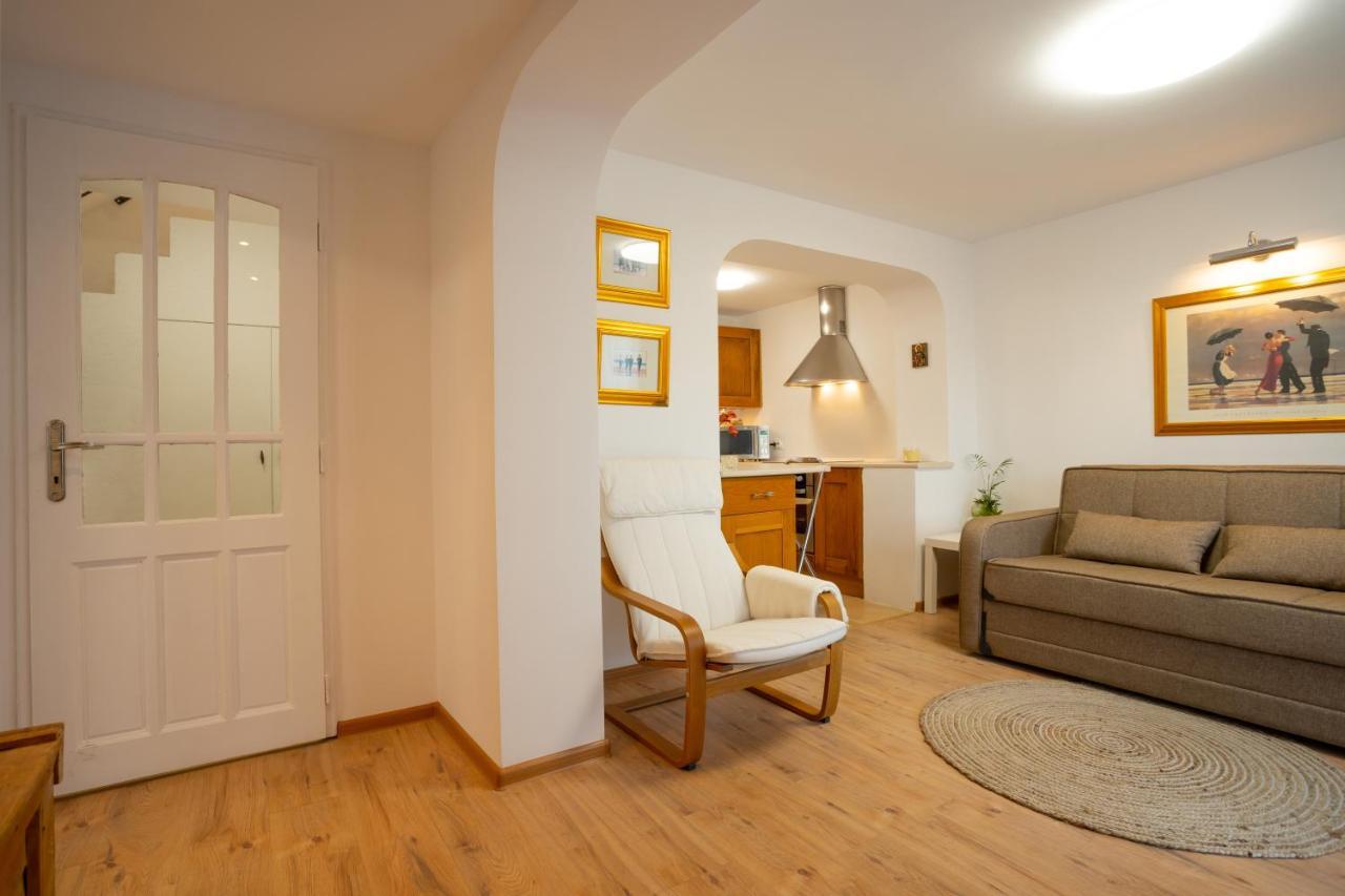Tsarevets Panoramic Apartments Veliko Tărnovo Esterno foto